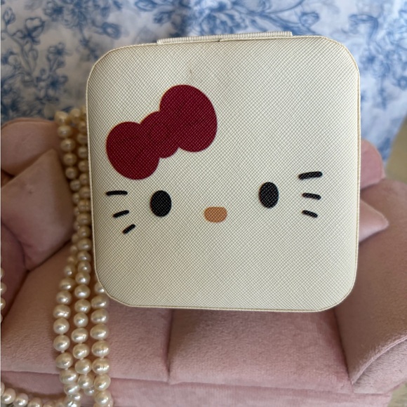 Sanrio Hello Kitty Jewelry Organizer / Travel NEW! - Picture 2 of 3